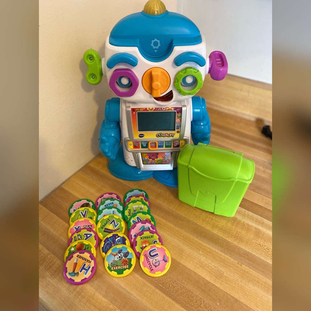 Vtech cogsley learning robot